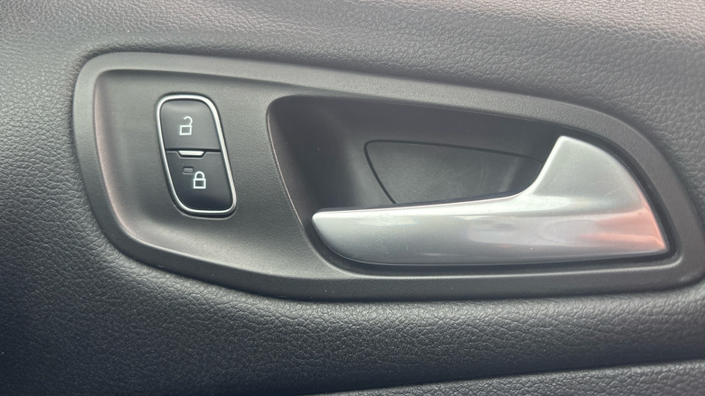 Ford Kuga 2.0 TDCi 180 ST-Line 5dr Diesel Estate